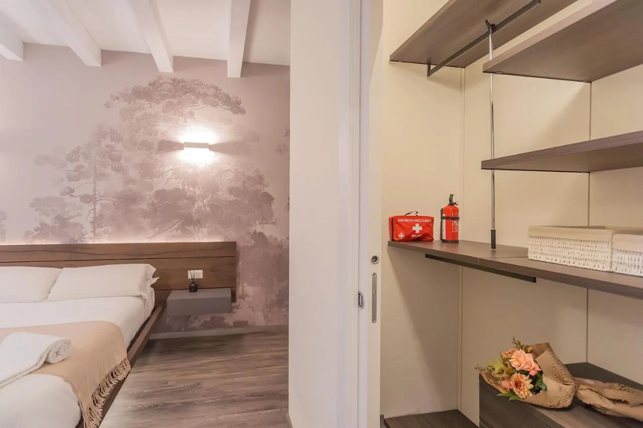 Modern & Stylish Apartment In Como City By Rent All Como