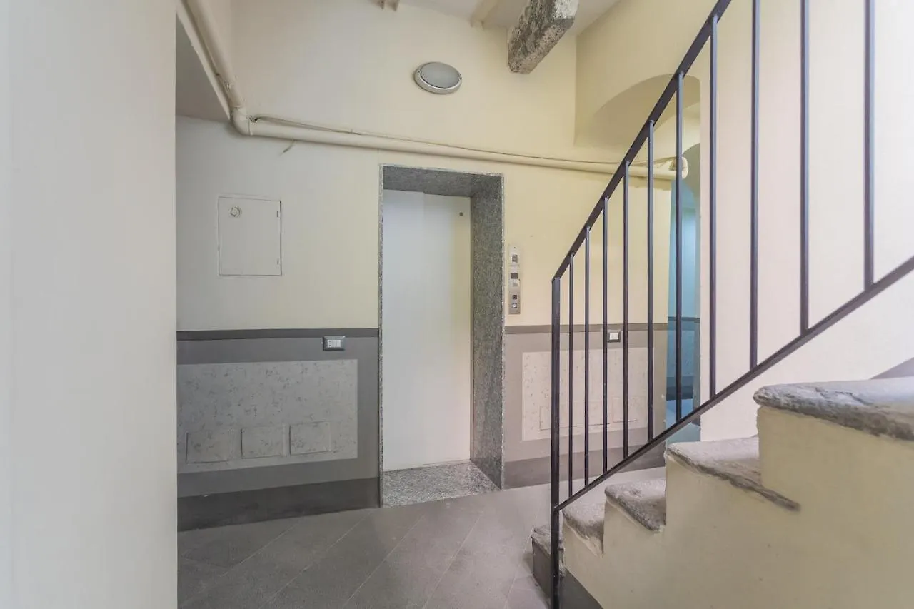 Modern & Stylish Apartment In Como City By Rent All Como